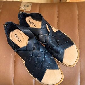 listing-status-banner